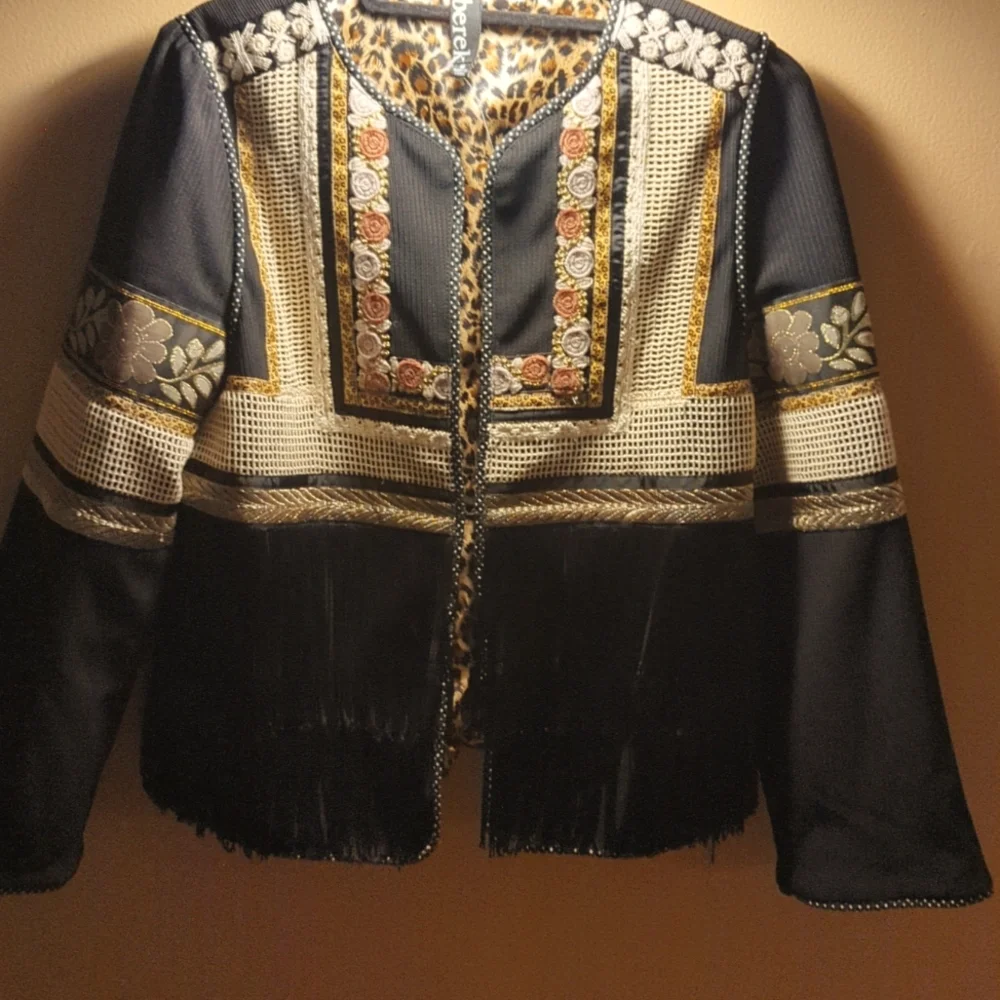 Jacket - Picture 2 of 7